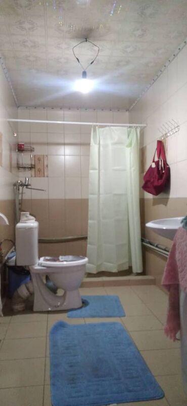 Посуточная аренда домов: 150 м², 6 комнат, Утепленный, Бронированные двери, Видеонаблюдение — 9