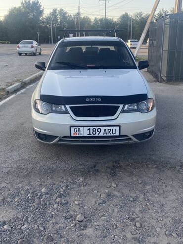 бампер виндом 30: Daewoo Nexia: 2011 г., 1.6 л, Механика, Бензин, Седан