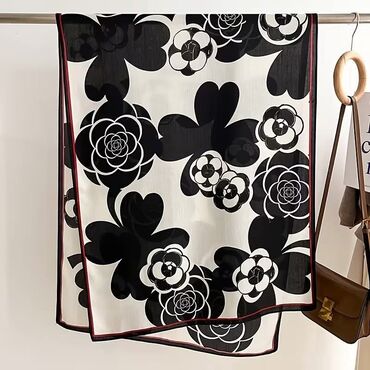 Šalovi: Ženski šal

Cena 1600din
Poručuje se,isporuka za nekoliko dana — 11