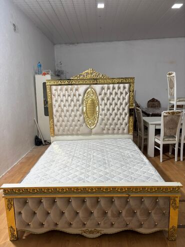 taxt satisi: İşlənmiş, İkinəfərlik çarpayı, Bazasız, Matrassız, Siyirməsiz