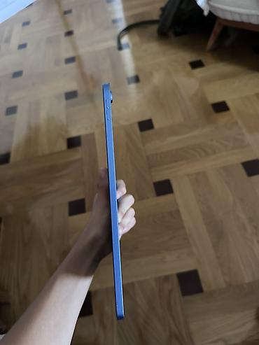 Apple iPad: Yeni Apple iPad 11 (2025), 10,9", 128 GB, Ünvandan götürmə, Ödənişli çatdırılma — 5