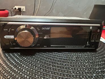 topilica za vosak dm: Denver cau-450bt radio usb 
Koriscen, ispravan radi bez problema