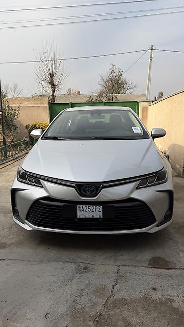 byd leopard 8: Toyota Corolla: 2021 г., 1.8 л, Вариатор, Гибрид, Седан — 7