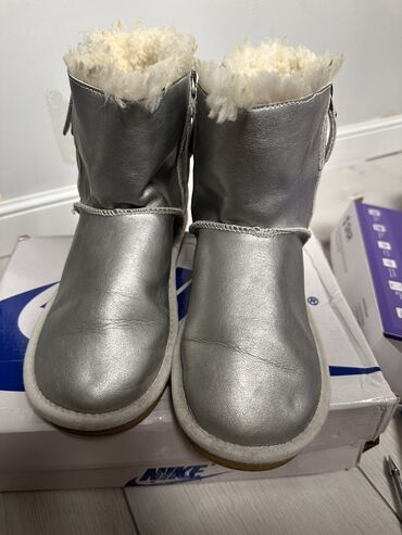 зимние обувь: Уггилер UGG, 39, түсү - Күмүш