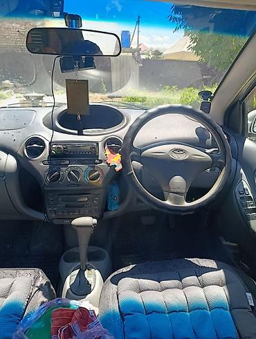range over: Toyota Vitz: 1999 г., 1 л, Автомат, Бензин — 3