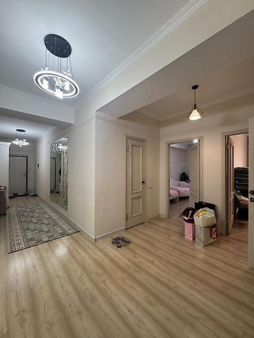 Долгосрочная аренда квартир: 📍 Ахунбаева, 3/2 🏢 2 этаж из 9 | Кирпичный дом 🧱 ✨ Евро-планировка: 🛏 — 12
