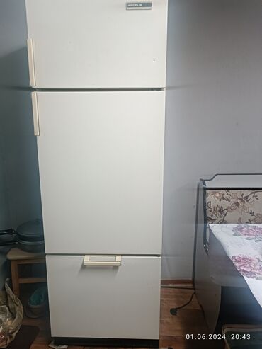 холодильники двух камерные: Муздаткыч Arcelik, Үч камералуу, 58 * 180 * 50