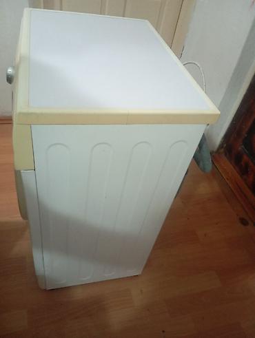 Стиральные машины автомат: LG ! 5 кг загрузка. Самая надёжная машина! Работает хорошо))! стирает — 7