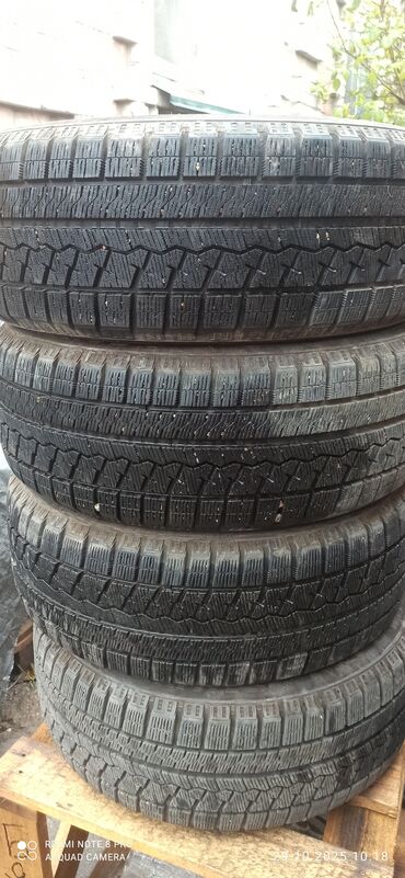 шына на трактор: Шиналар 215 / 55 / R 17, Кыш, Колдонулган, Комплект, Кытай, Sailun