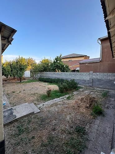 Продажа коттеджей и домов: 💎СРОЧНО ПРОДАЕТСЯ ДОМ 🏢Комнат: 4 🏘️Район: Баха-Магистраль 📊Состояние — 17