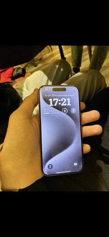 Apple iPhone: IPhone 15 Pro, 256 GB, Natural Titanium, Face ID — 7