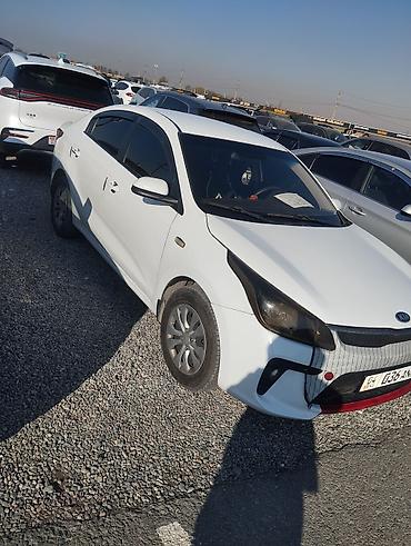 мотор морнинг: Kia Rio: 2018 г., 1.4 л, Автомат, Бензин, Седан — 4