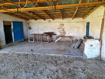 Həyət evləri və villaların satışı: 6 otaqlı, 200 kv. m, Kredit yoxdur, Orta təmir — 27