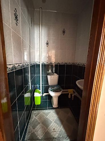 Продажа коттеджей и домов: Дом состоит из двух блоков : дом для себя с 5 спальнями, кабинет зал — 5