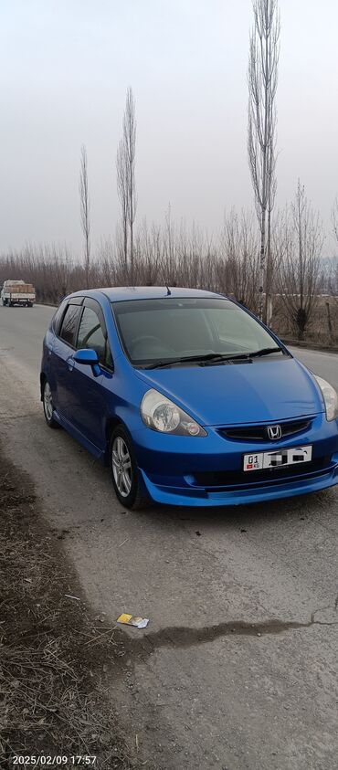 Honda: Honda Fit: 2003 г., 1.5 л, Вариатор, Бензин, Хэтчбэк