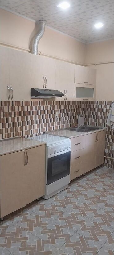 ehmedlide kiraye evler 3 otaqli: 80 kv. m, 2 otaqlı, Kombi, Qaz, İşıq