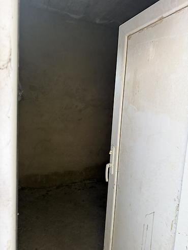 kiraye magar satilir: Salam hovsanda duz beton yolun qiraqi sosial evlerin yani umu sahesi — 4