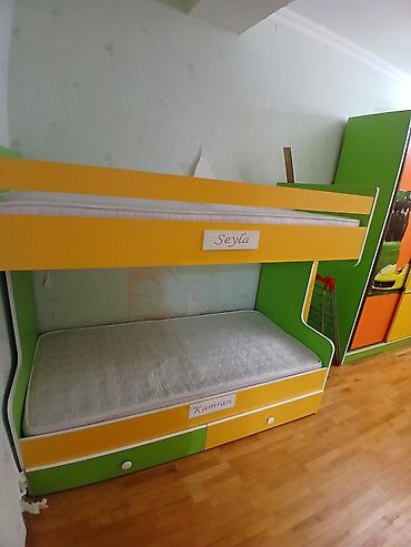 işlənmiş nərdivanlar: Oğlan və qız üçün, İşlənmiş, Çarpayı, Matras ilə, Siyirməli, MDF — 3
