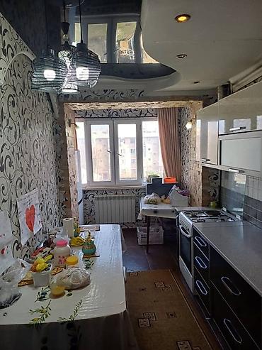 Продажа комнат: Продается 3- х комнатная квартира в районе Оторбаева. 3-этаж. 105 — 7