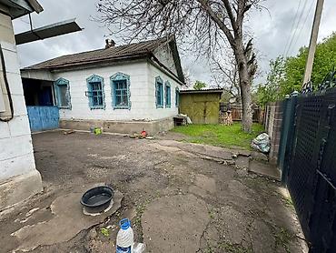 1 bedroom: Продаётся дом от собственника в центре Сокулука. Участок 12соток — 3