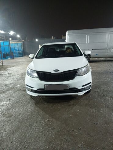 Kia: Kia Rio: 2015 г., 1.6 л, Механика, Бензин