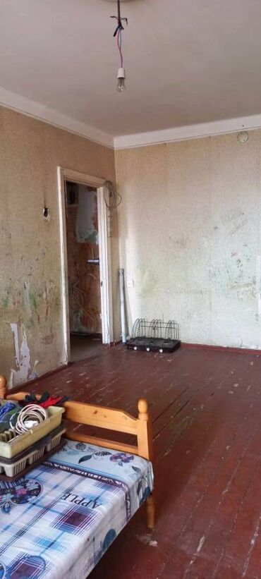 Köhnə tikili: Bakı, 1 otaqlı, Köhnə tikili, m. Qara Qarayev, 35 kv. m — 1