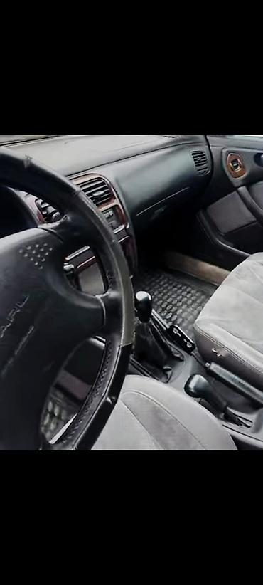 Subaru: Subaru Legacy: 1998 г., 2.5 л, Механика, Бензин, Универсал — 9