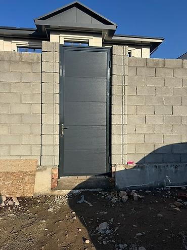 Секционные ворота: Секционные ворота и калитки из сендвич-панелей - Секционные подъемные — 4