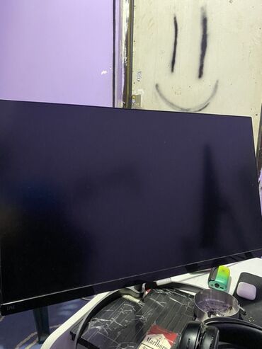portativ monitor: Philips dizayn monitoru 27 inch 4k ips panel 60hz Barterə üstünlük
