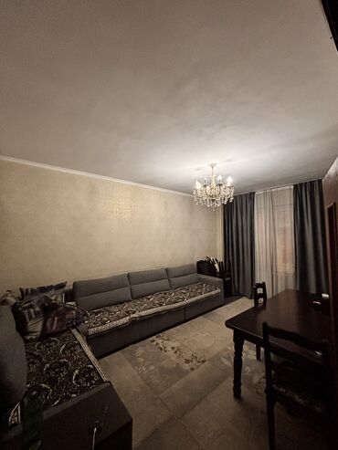 восток 5 продаю квартиру: 3 комнаты, 65 м², 105 серия, 2 этаж, Косметический ремонт