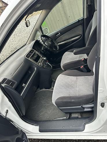 Honda: Honda Stream: 2002 г., 1.7 л, Автомат, Бензин, Минивэн — 8