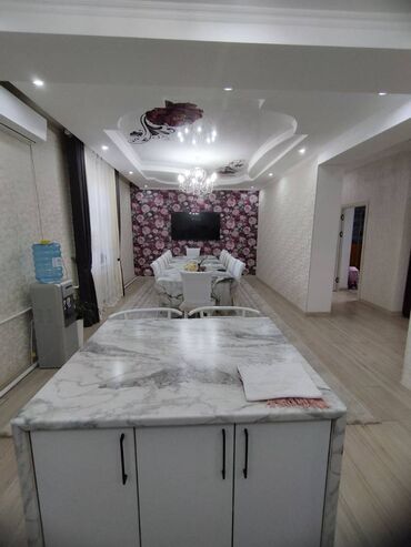 Продажа домов: Дом, 300 м², 7 комнат — 3