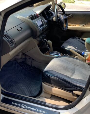 Honda: Honda Fit Aria: 2003 г., 1.5 л, Вариатор, Бензин, Седан — 7