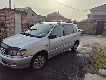 транс: Toyota Picnic: 1998 г., Механика, Универсал — 5