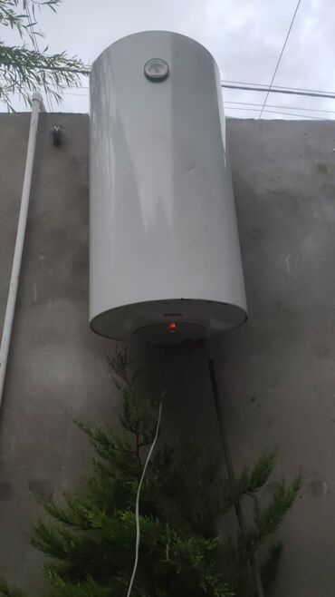Mətbəx texnikası: Ariston 100 l, İşlənmiş, Kredit yoxdur, Ünvandan götürmə