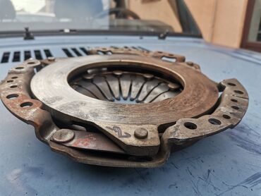 Auto delovi: Korpa kvačila Lada Karavan, Lada Niva 1.6 i stariji modeli Lada broj — 10