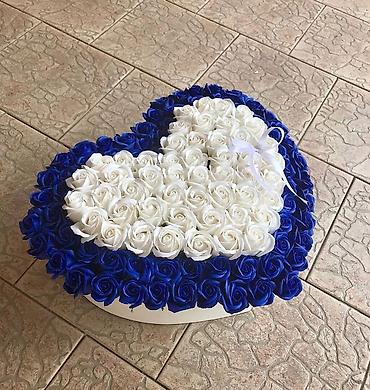 Ruža: Kutija u obliku srca sa ružama – luksuzna cvetna aranžmanska kutija - — 2