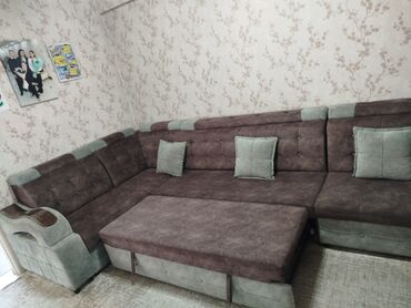 Раскладные диваны: Раскладной диван, Б/у, Двухстворчатая, Велюр