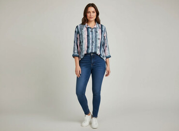 Gina Laura, Women`s shirt, size XL