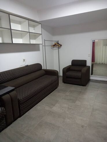Офисы: Продаю Офис 105 м², С мебелью, Многоэтажное здание, Цокольный этаж этаж — 8