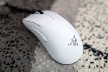 Компьютерные мышки: Продам Razer Deathadder v3 pro, б/у в идеальном состоянии. Покупалось