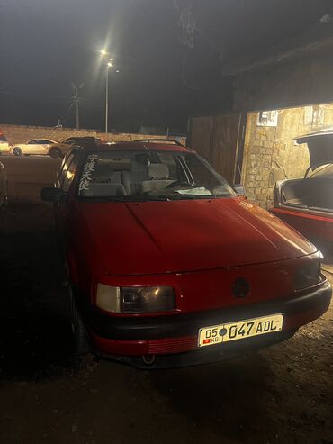 Volkswagen: Volkswagen Passat: 1992 г., 2 л, Механика, Бензин, Универсал