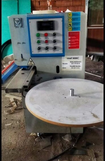 Qayçılar, bıçaqlar: Öz Anadolu Grup Makina tərəfindən istehsal olunan KBM-1040 model kənar