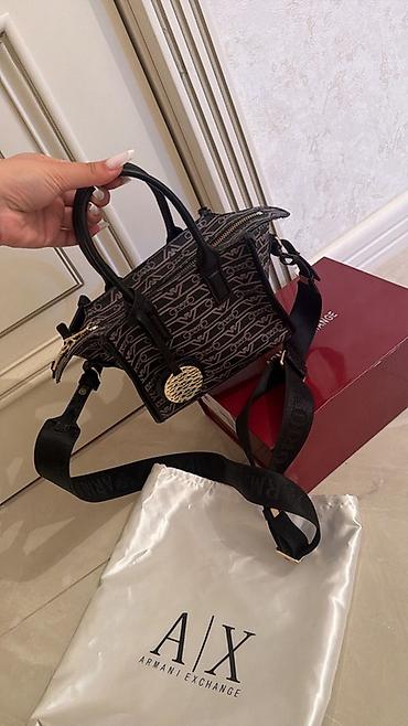 phardi canta: Armani Exchange (A|X) mini çanta
Qutuda cexolda verilir son qiymet — 3