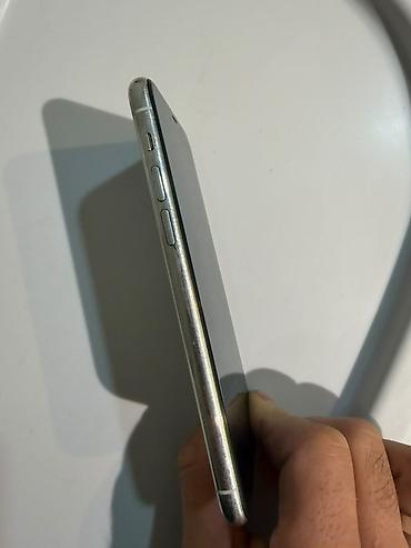 Техника и электроника: IPhone 11 Pro, Б/у, 256 ГБ, Белый, 67 % — 4