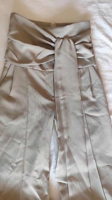 Kostimi: M, Poliester, Jednobojni, bоја - Siva na lalafo.rs — 9 Kostimi: M, Poliester, Jednobojni, bоја - Siva — 9