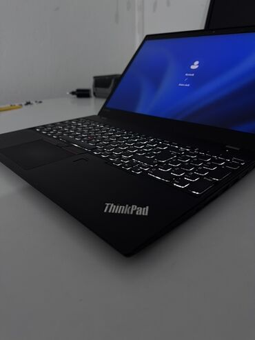 Lenovo: 15.6 " — 3