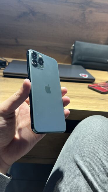 Apple iPhone: IPhone 11 Pro, Б/у, Зеленый, Защитное стекло, Чехол, 72 %