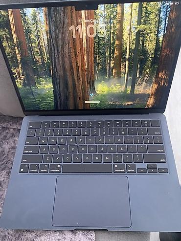 apple macbook air m1: Apple MacBook Air 13" (Midnight rəng) – M2 nəsli Xüsusiyyətlər: - — 1