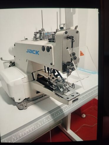 купить петельную машину: Промышленная петельная машина Jack, предназначенная для выполнения